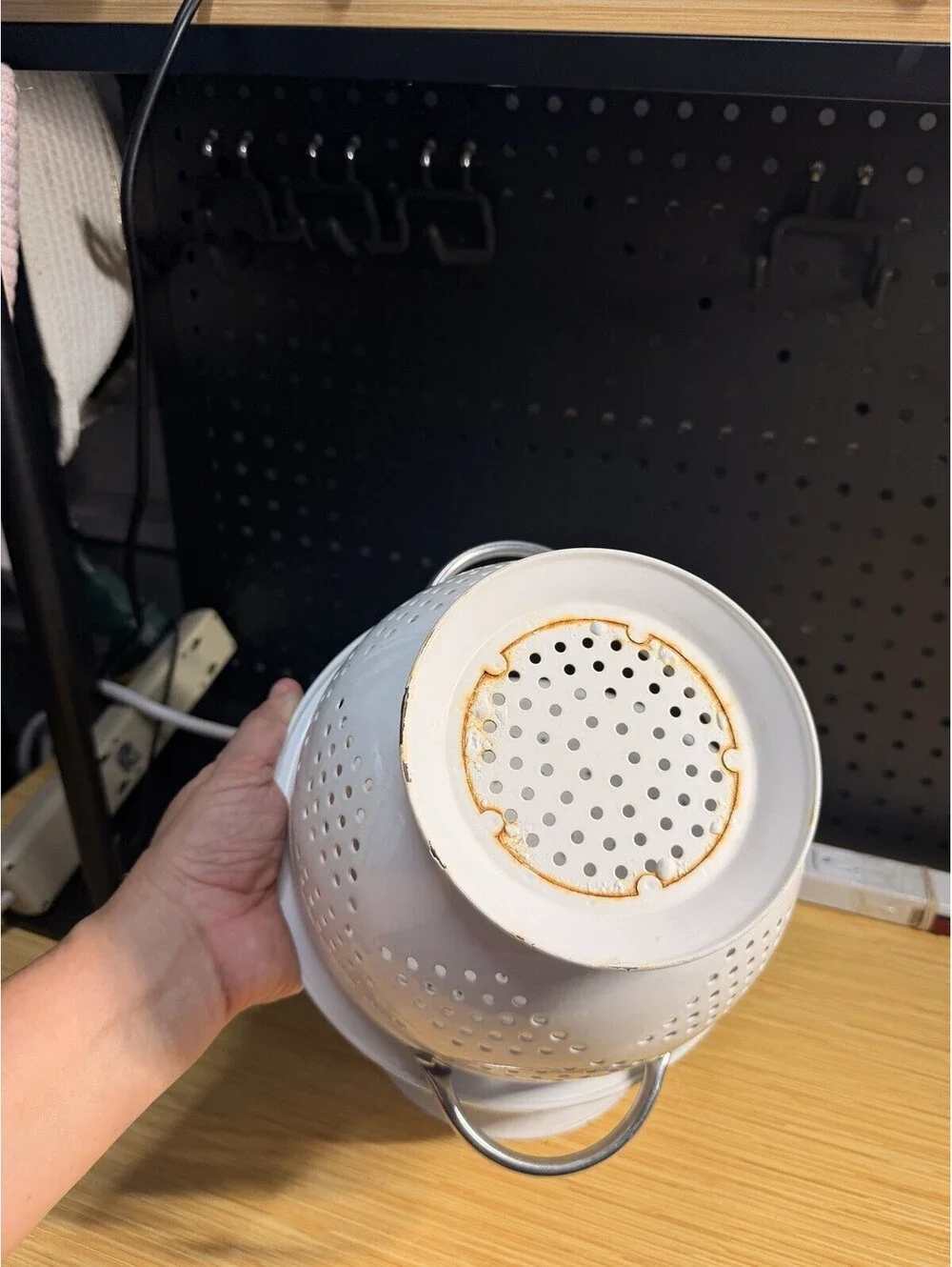 2 Set Of Vintage Unique White Enamel Strainer Colander 10